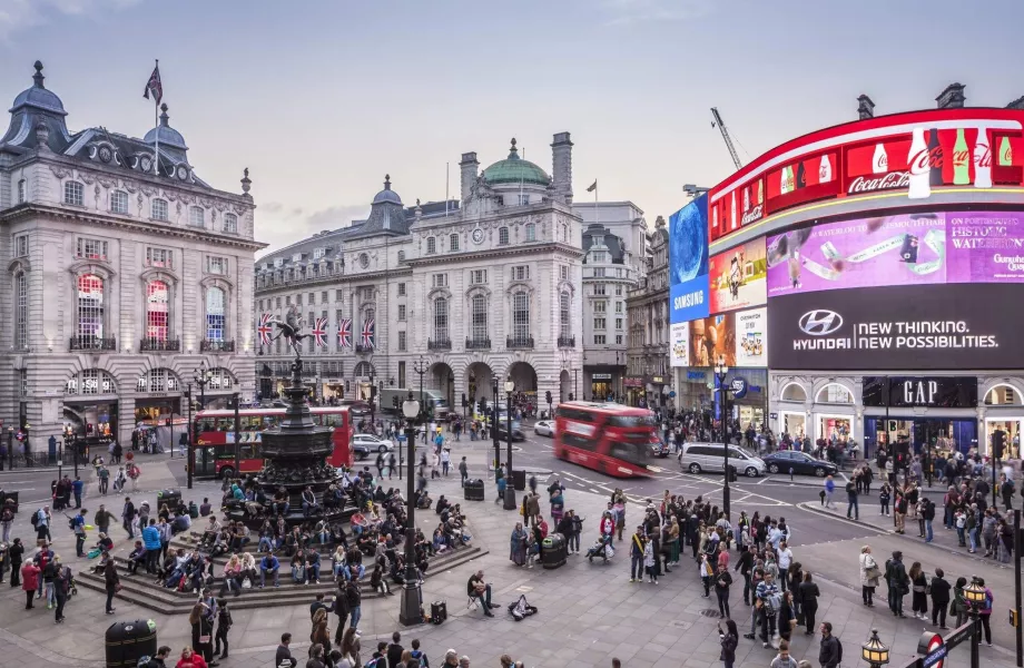 Piccadilly Circus